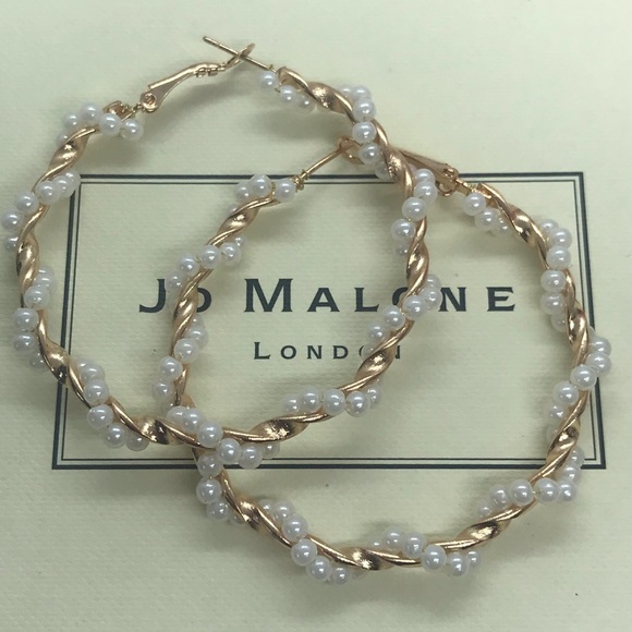 Faux Pearl Gold Tone Hoop Earrings - Picture 2 of 4